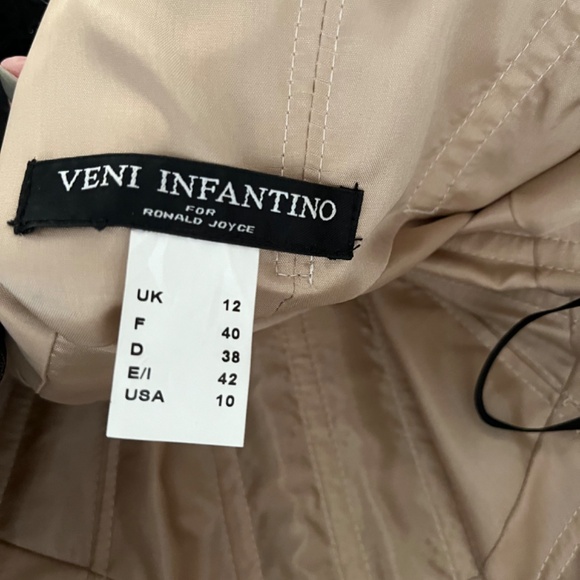 Formal gown - Picture 6 of 6